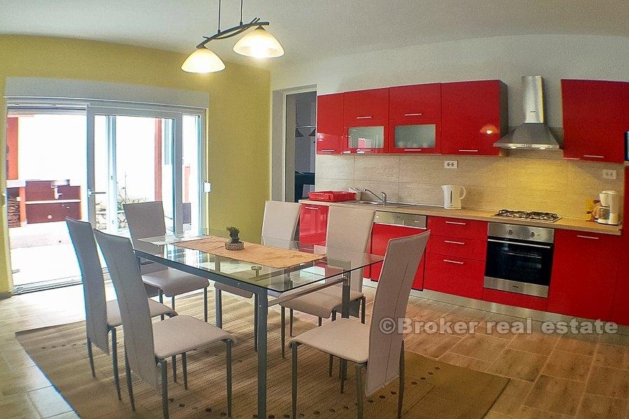 Wyspa Ciovo, dwie nieruchomości położone po południowej stronie wyspy