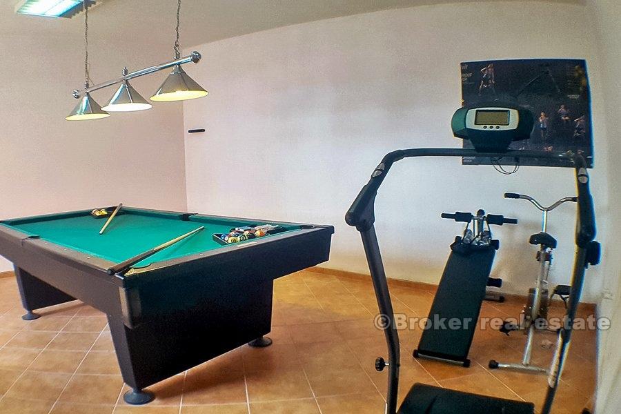 Wyspa Ciovo, dwie nieruchomości położone po południowej stronie wyspy