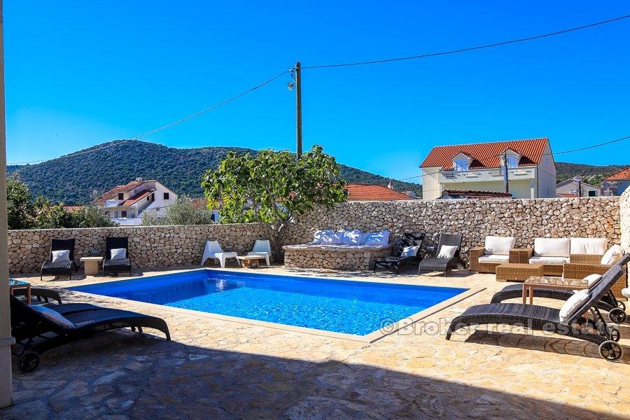 Trogir, apartments with the sea view