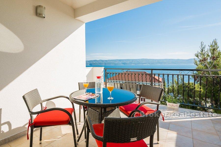 Omiš, vila s bazénom