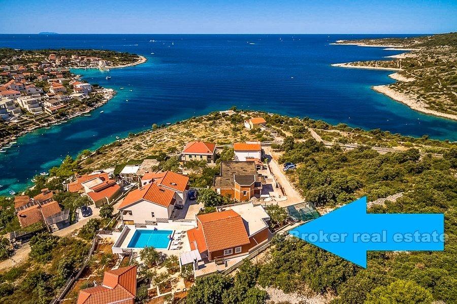 Rogoznica, zwei Häuser mit Pool