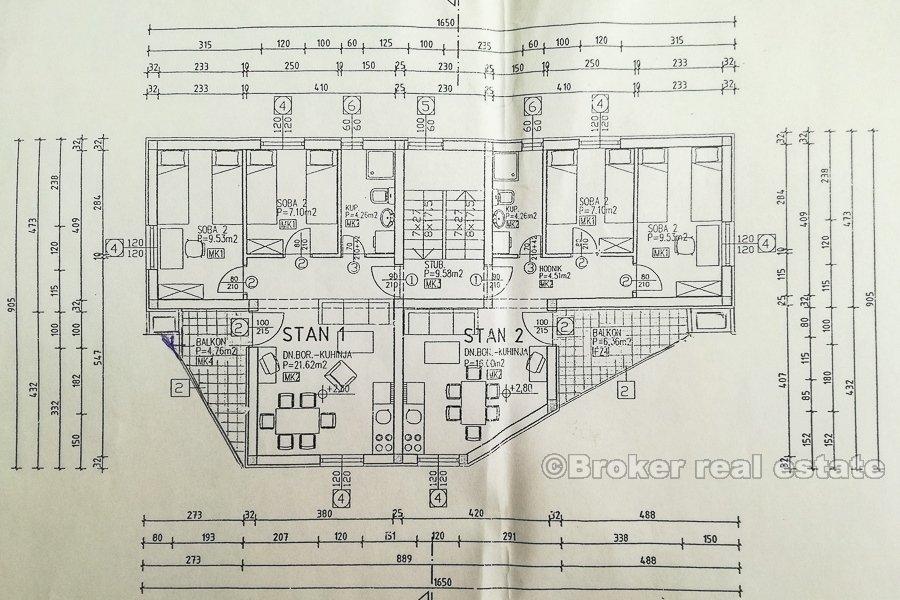 Ostrov Pag, nově postavené apartmány