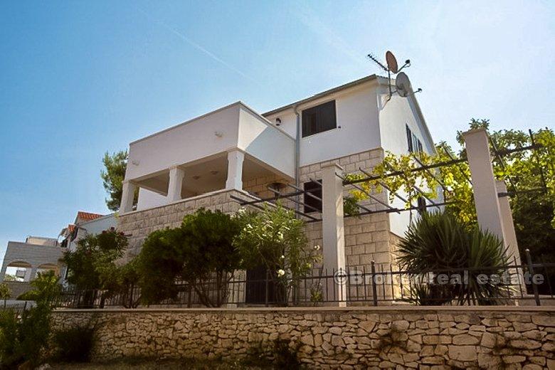 Ostrov Brač, samostatný dům s výhledem na moře