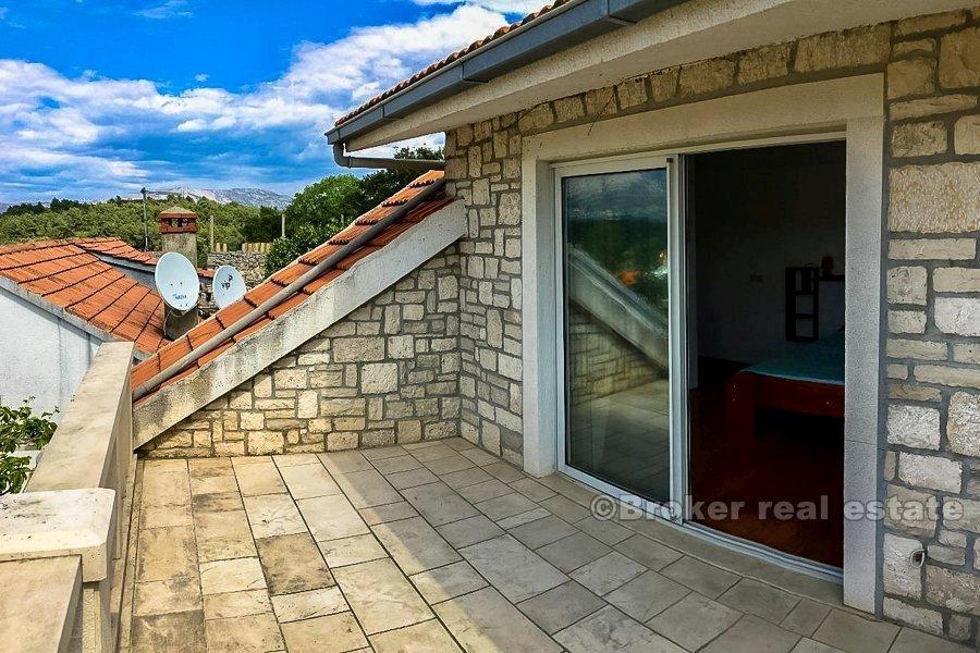 Otok Korčula, tri kamene kuće