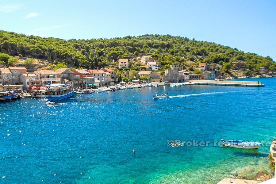 Isola di Zirje, terreno edificabile con vista mare