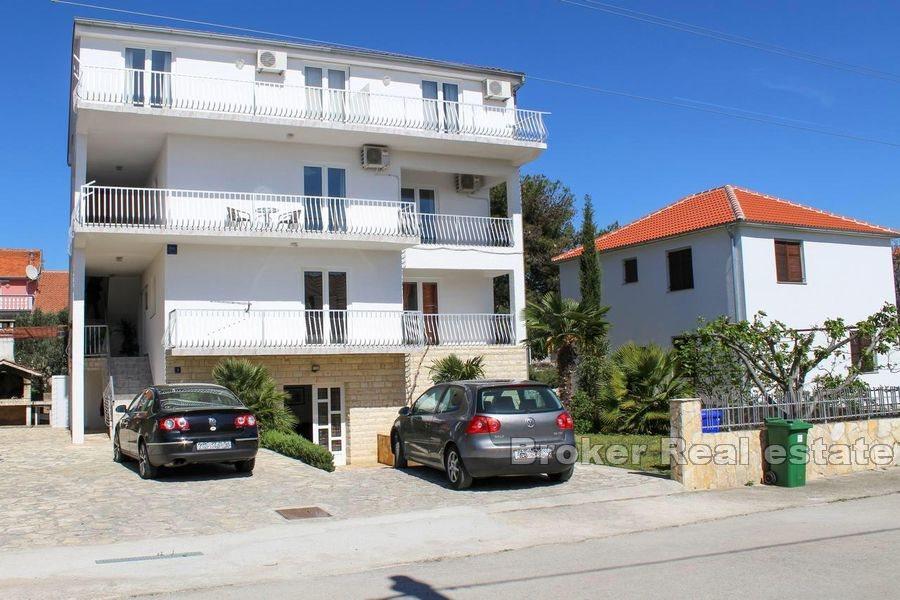 Biograd na Moru, przestronne dwupokojowe mieszkanie