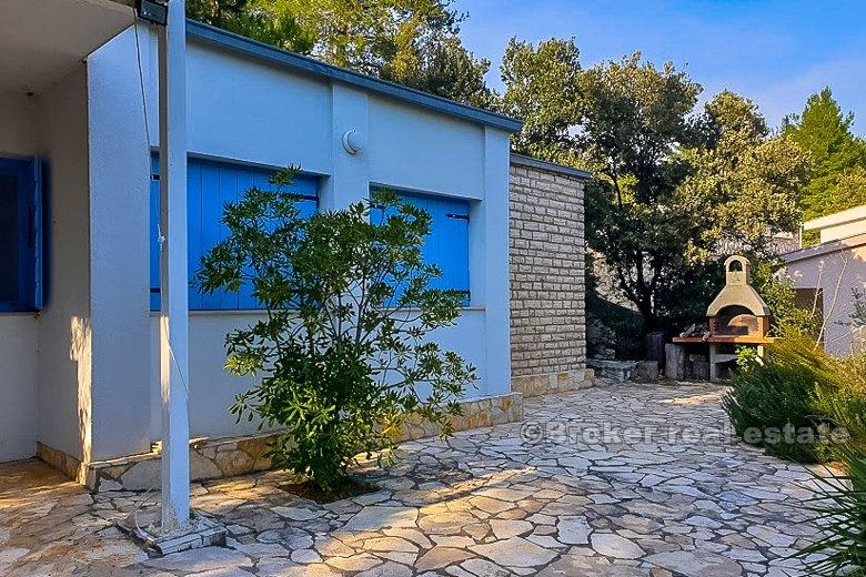 Zadar, dom na działce o powierzchni 2809 m2
