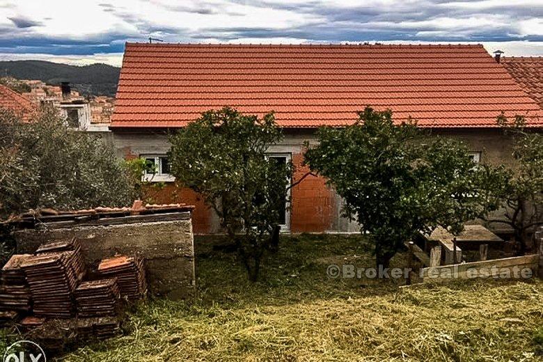 Ostrov Korčula, kamenný dom na rekonštrukciu