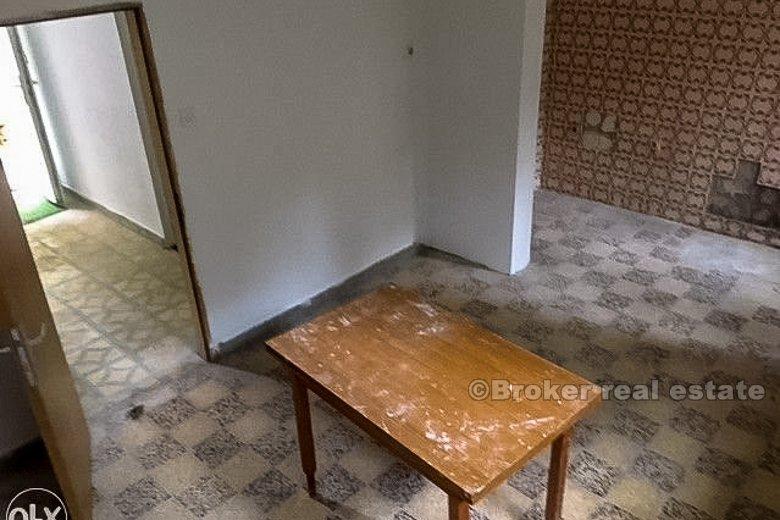 Ostrov Korčula, kamenný dom na rekonštrukciu