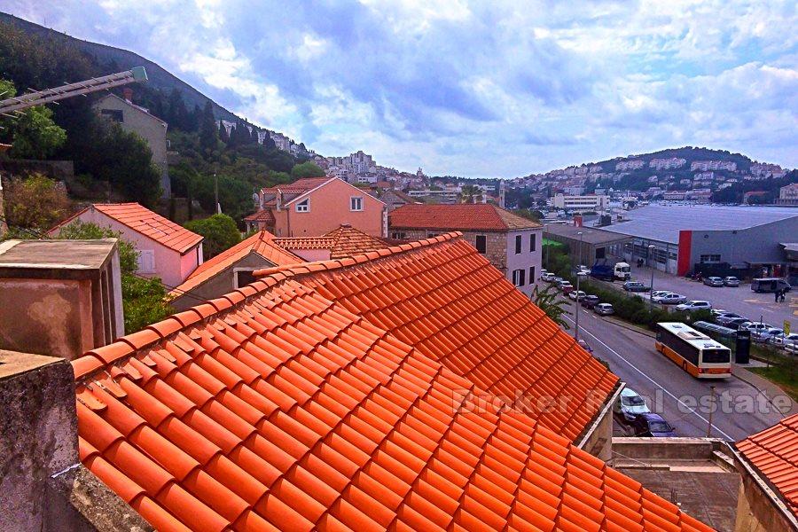 Dubrovník, apartmán s výhledem na moře, pro renovaci