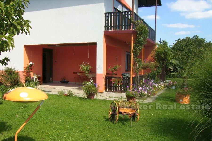 Région de Zagreb, maison avec grand terrain