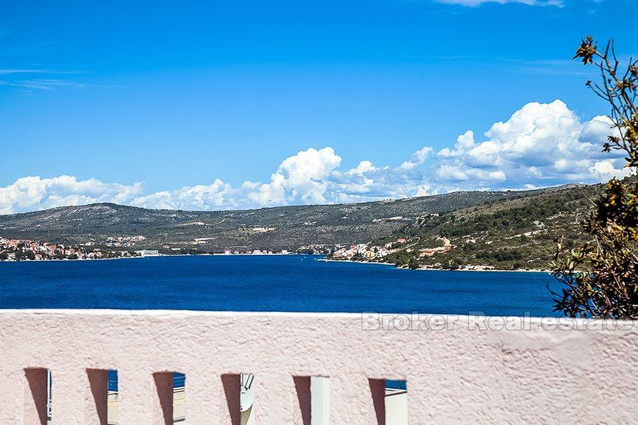 Rogoznica, freistehendes Haus mit wunderschönem Meerblick