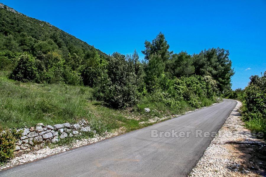 Peljesac, terreno edificabile sul mare