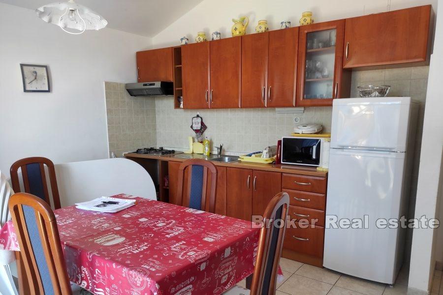 Trogir, freistehendes Haus mit Meerblick