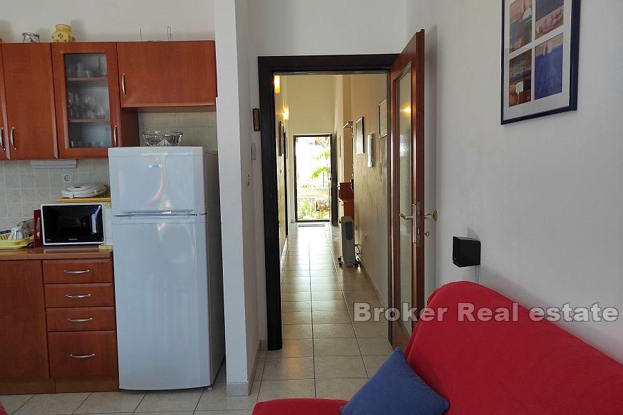 Trogir, freistehendes Haus mit Meerblick