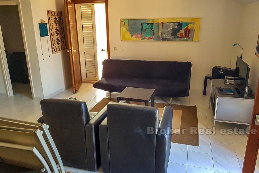 Ostrov Brač, půvabný dům s bazénem