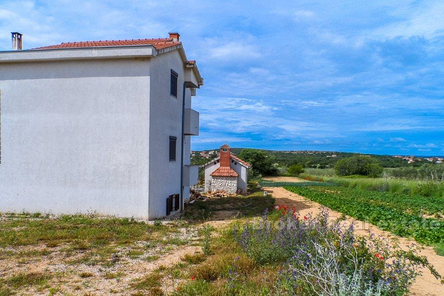 Vicino a Biograd na Moru - Casa indipendente con un ampio giardino