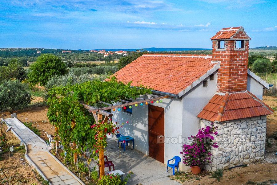 Vicino a Biograd na Moru - Casa indipendente con un ampio giardino