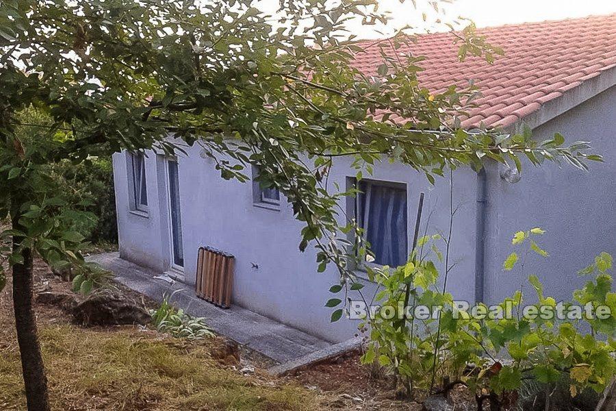 Île d'Iz, maison individuelle avec vue sur la mer