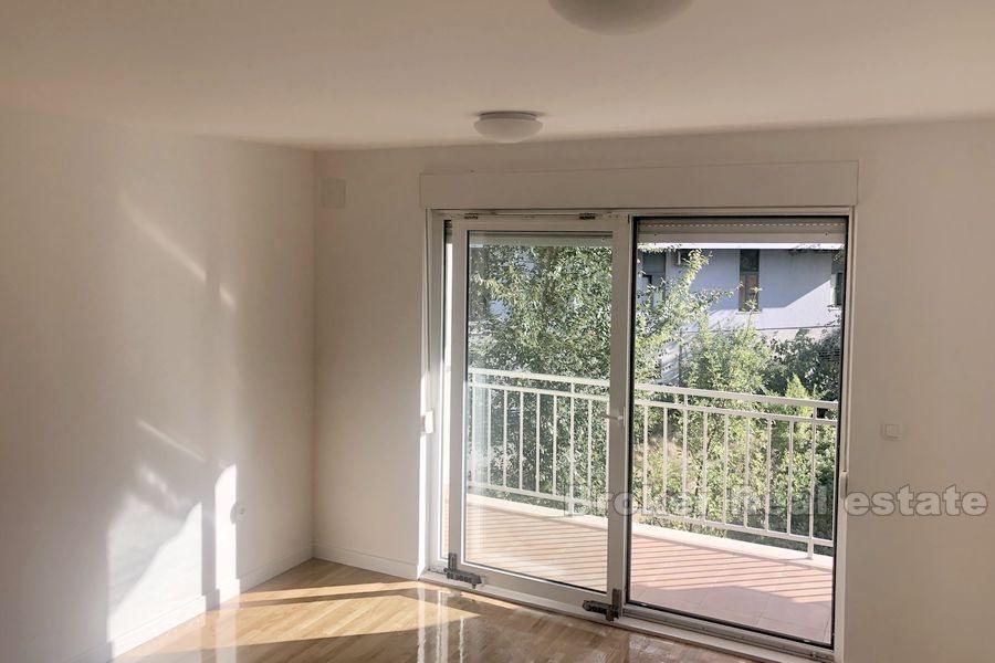 Split, Sukoisan, fin studioleilighet