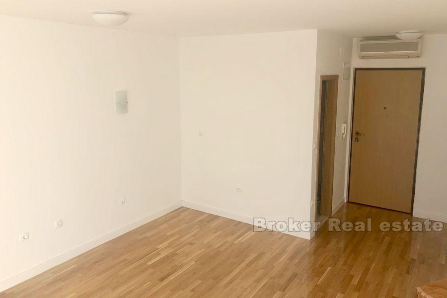 Split, Sukoisan, fin studioleilighet