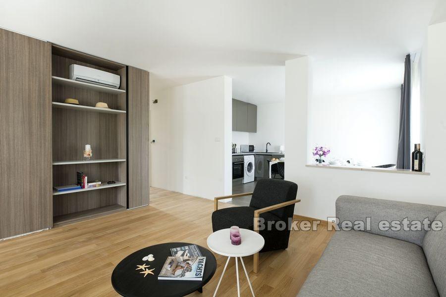 Područje Vodica, novoizgrađeni apartmani u blizini mora