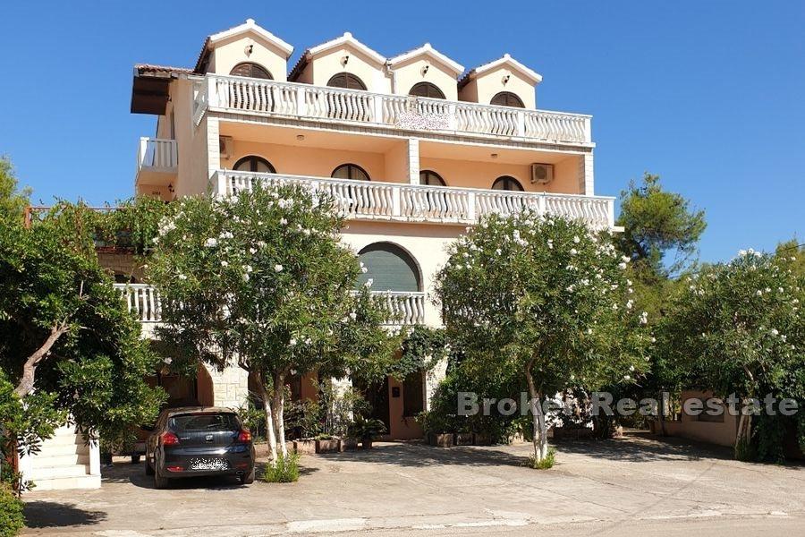 Ostrov Hvar - Apartmánový dům s výhledem na moře