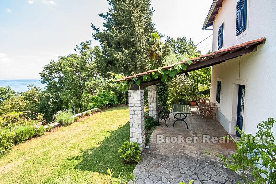 Rijeka, maison individuelle avec grand terrain