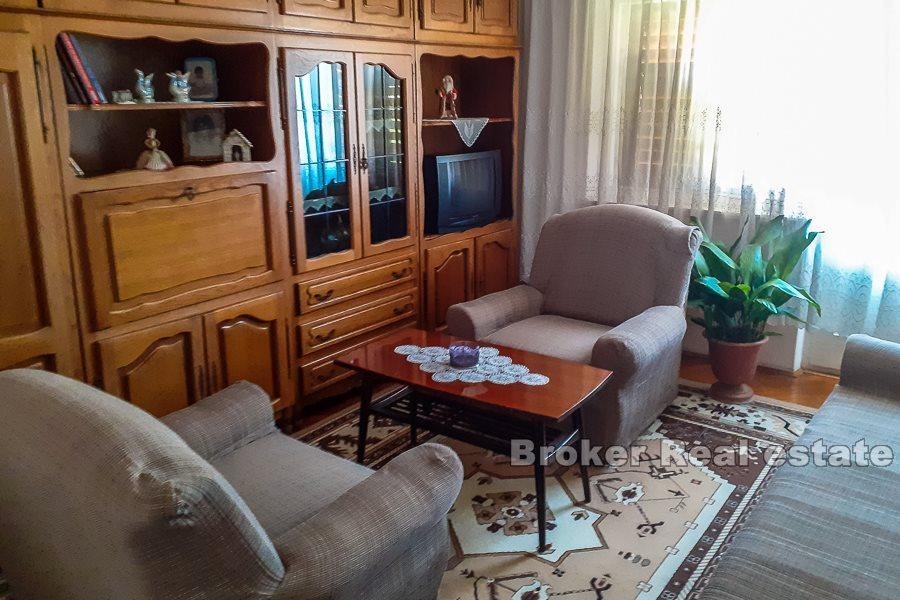 Sibenik, to-roms leilighet i to etasjer