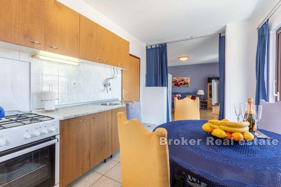 Wyspa Vis, dwupoziomowy apartament z widokiem na morze