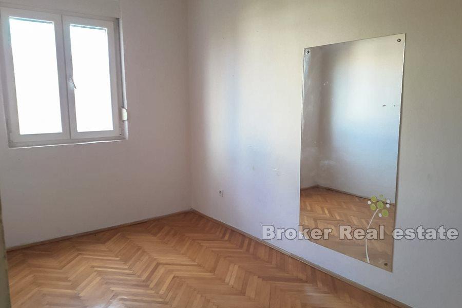 Сплит, Спинут, четырехкомнатная квартира, тихое место