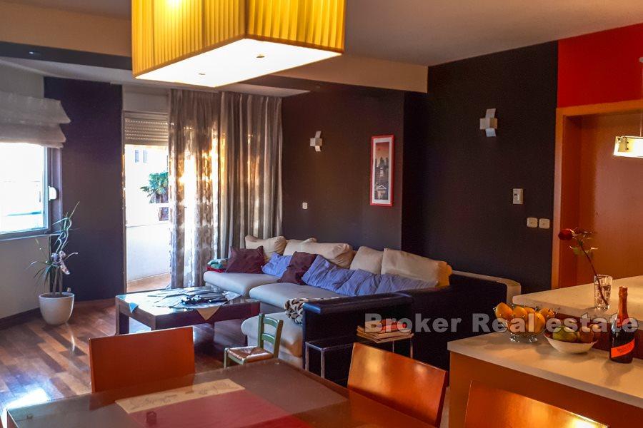 Split, przestronny apartament z widokiem na morze