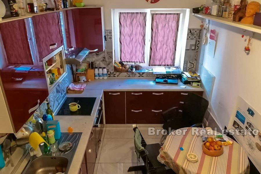 Split, comfortable three bedrooms apartment