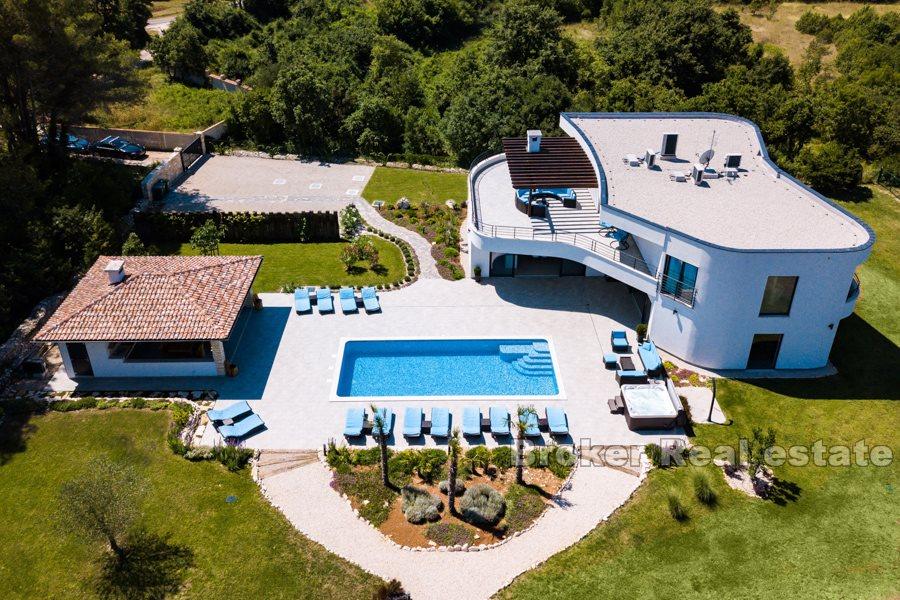 Pula, moderna, bella villa con piscina