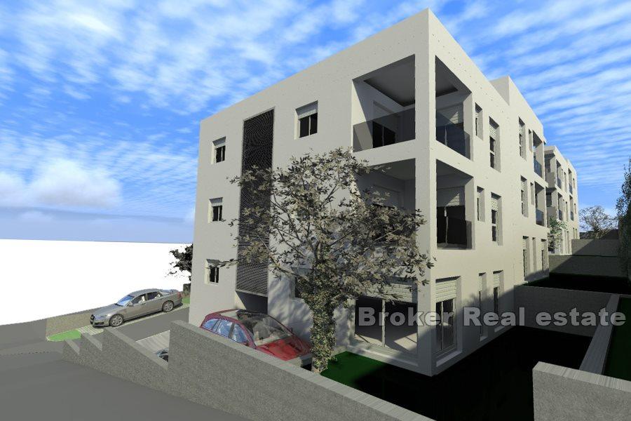 Niedaleko Splitu nowo wybudowane apartamenty z trzema sypialniami