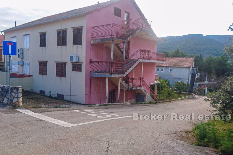 Otok Hvar, apartman u kući u blizini mora