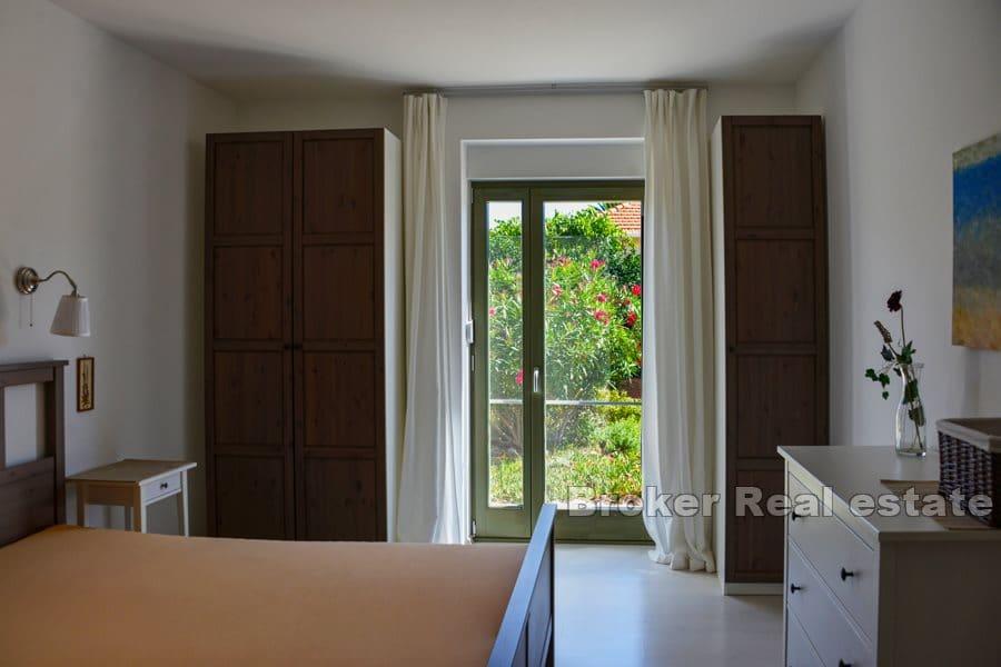 Peljesac, dom z apartamentami z widokiem na morze