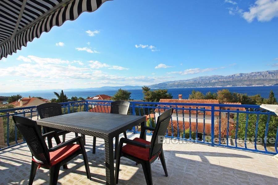 Øya Brac, tomannsbolig med tre leiligheter