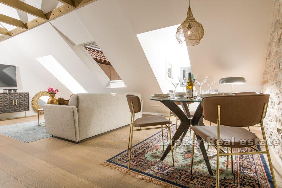 Split, Centar - Luksuzan jednosoban stan u Palači