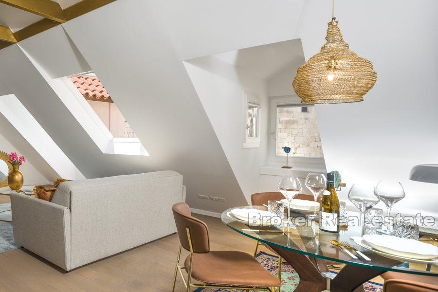 Split, Centar - Luksuzan jednosoban stan u Palači