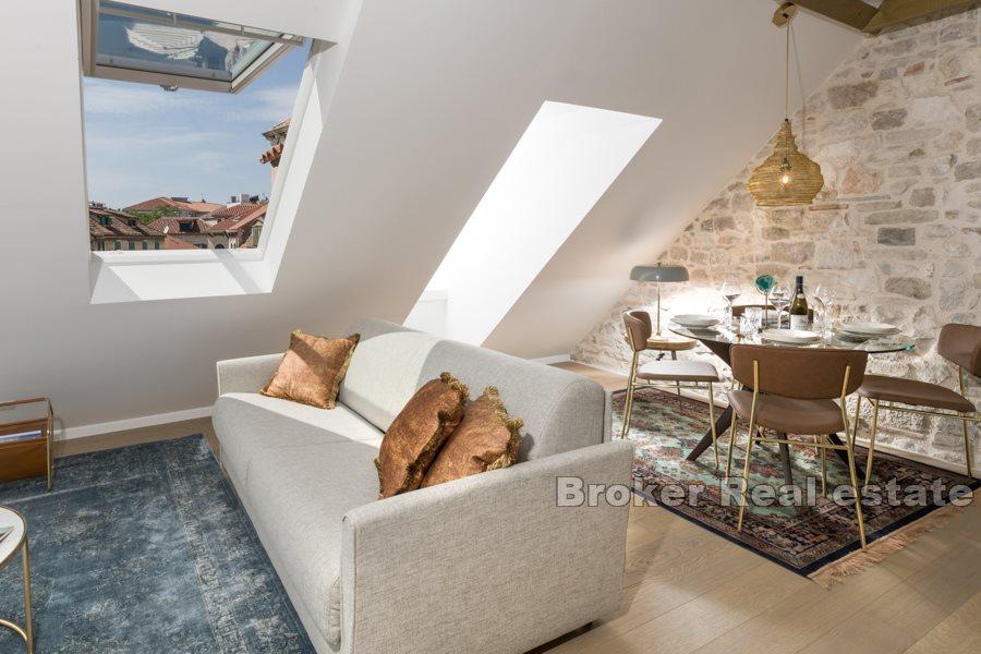 Split, Centar - Luksuzan jednosoban stan u Palači