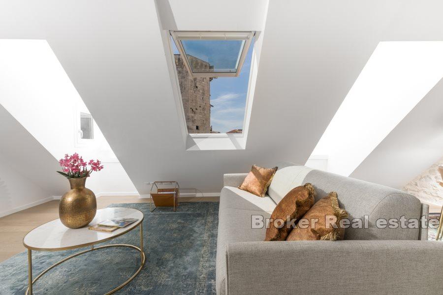 Split, Centar - Luksuzan jednosoban stan u Palači