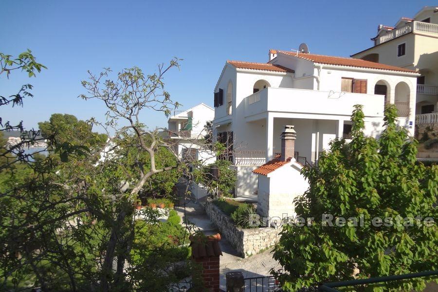 Øya Ciovo, Leilighet hus nær Trogir