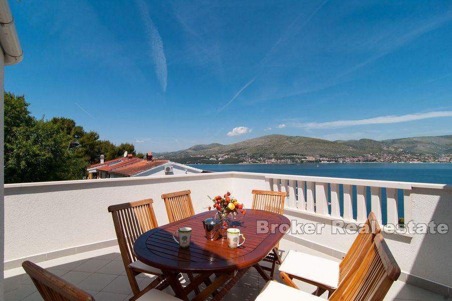 Øya Ciovo, Leilighet hus nær Trogir
