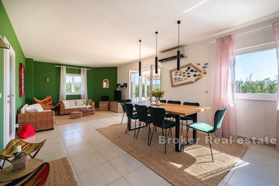 Задар - Частный дом с бассейном