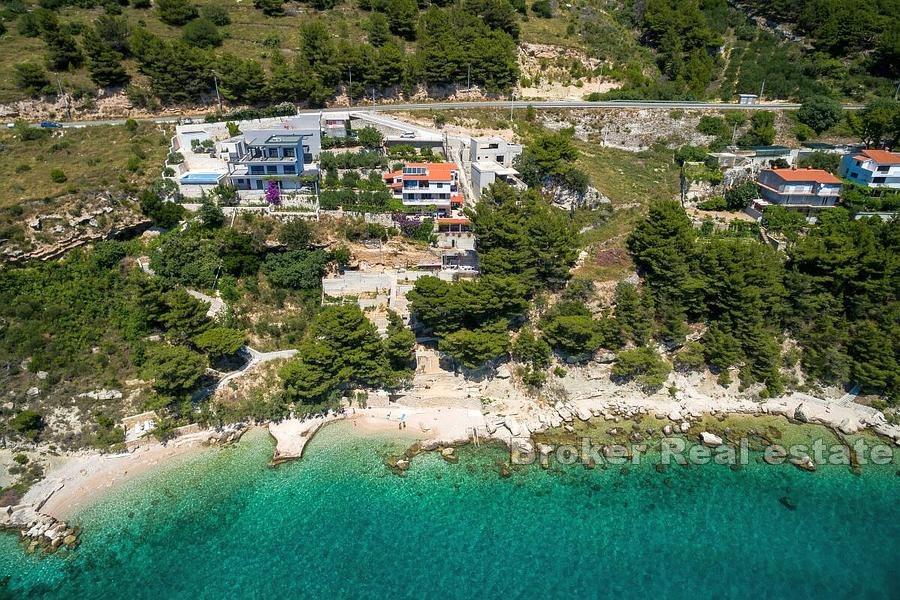 Omis - Willa nad morzem, w budowie