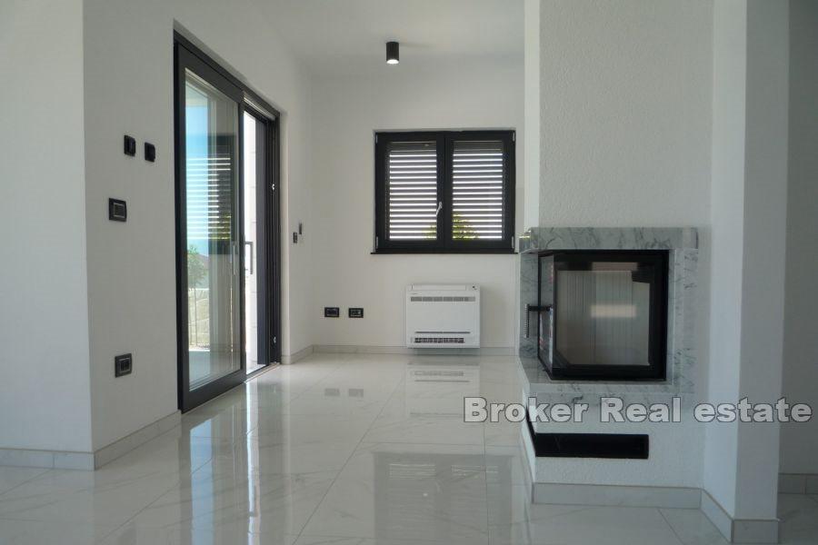 Ostrov Pag - luxusní vily s výhledem na moře, nově postavené