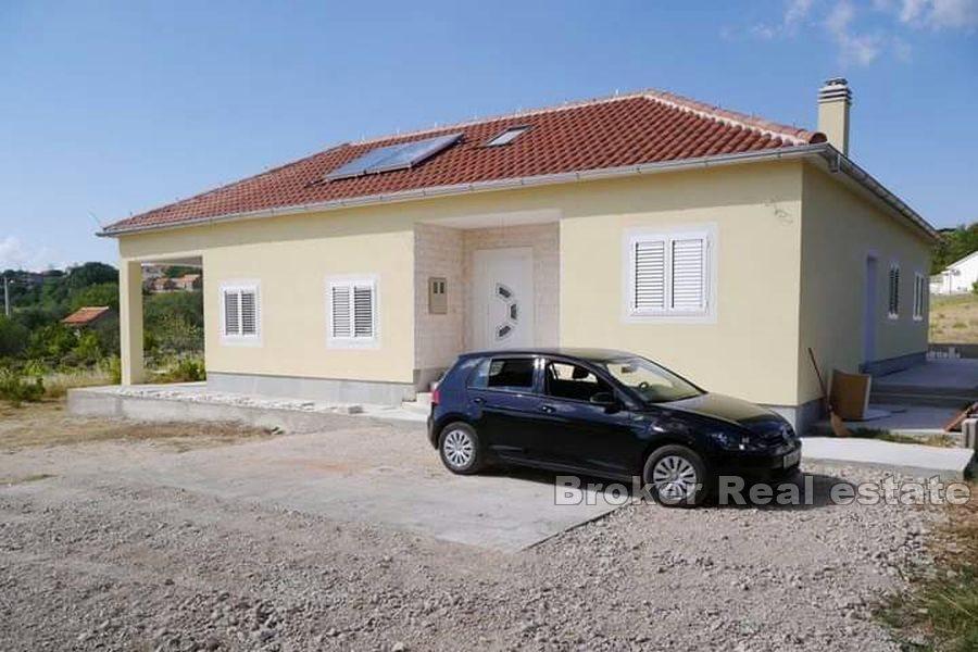 Sibenik - Familj i envåning