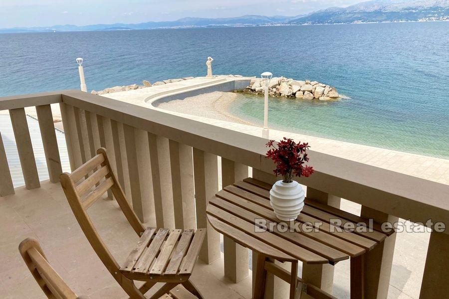 Île de Brac - Appartement première rangée de la mer