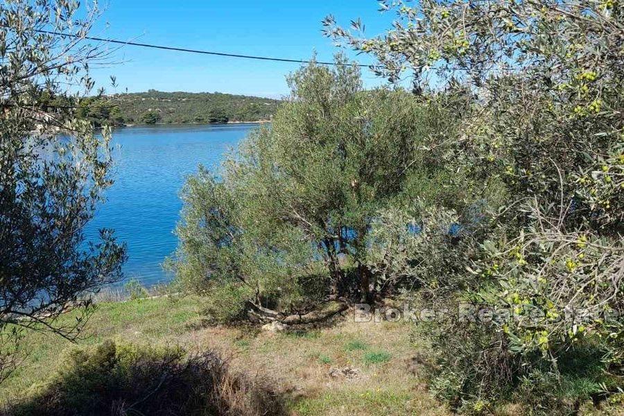 Dugi otok - Terrain à bâtir première rangée à la mer